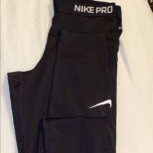 Nike Pro leggings